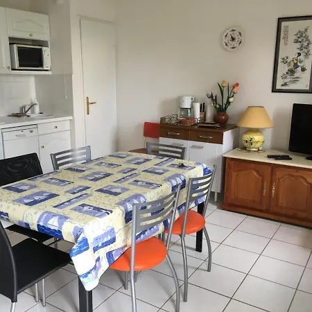 Nyaraló Maison 2 Ch, Parking, Animaux Admis, Proche Et Commerces - Fr-1-482-44 *