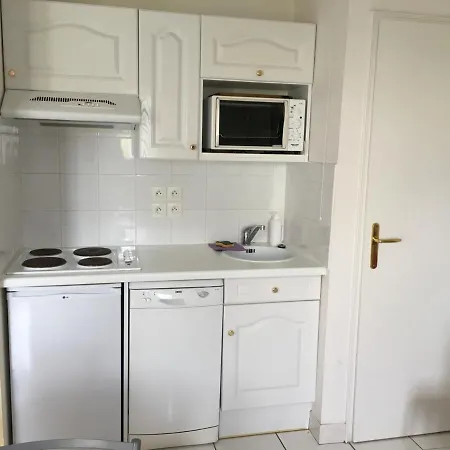 Maison 2 Ch, Parking, Animaux Admis, Proche Et Commerces - Fr-1-482-44 *