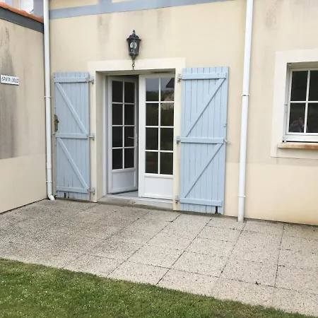 Maison 2 Ch, Parking, Animaux Admis, Proche Et Commerces - Fr-1-482-44 *